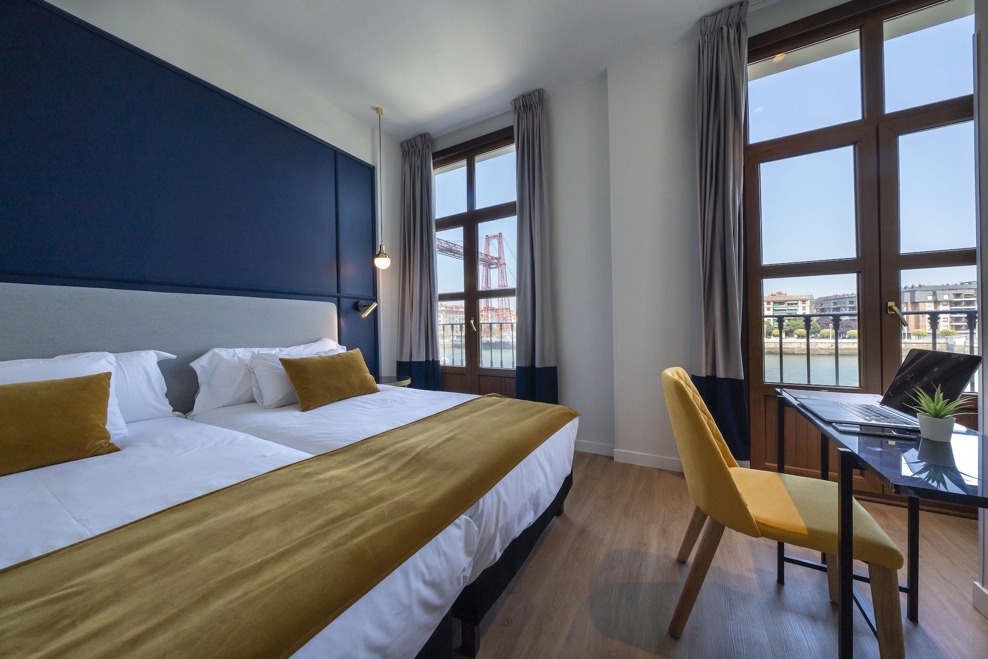 Puente Colgante Boutique Hotel Portugalete Ngoại thất bức ảnh