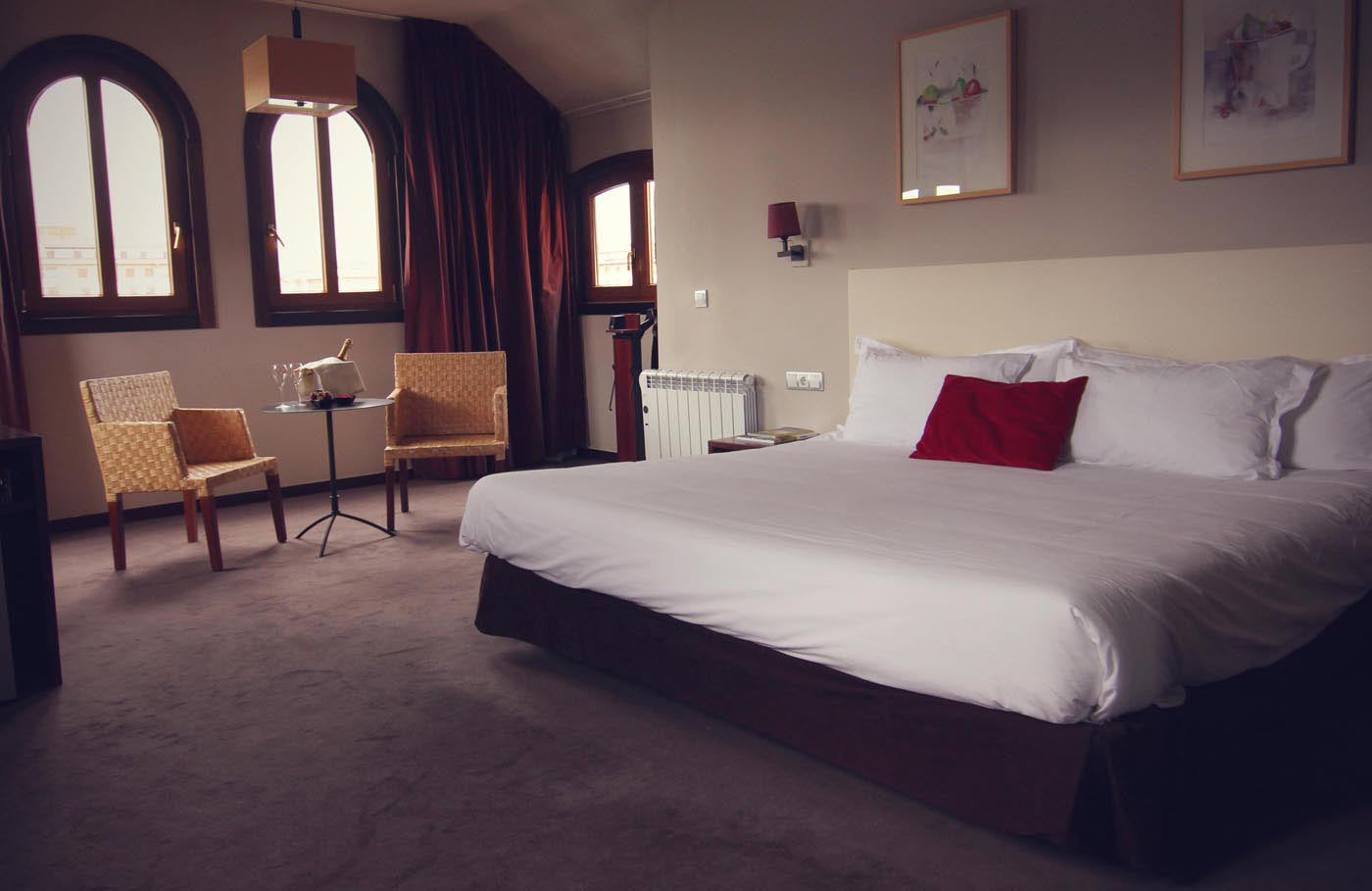 Puente Colgante Boutique Hotel Portugalete Ngoại thất bức ảnh